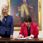 Ministra de Defensa firma convenio con Alemania y da nuevo paso para fortalecer acceso a catálogo de equipamiento OTAN