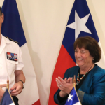 Chile y Francia suscriben acuerdo sobre cooperación militar