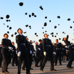 Fuerzas Armadas culminan el año con ceremonias de graduación de nuevos oficiales y suboficiales al servicio del país