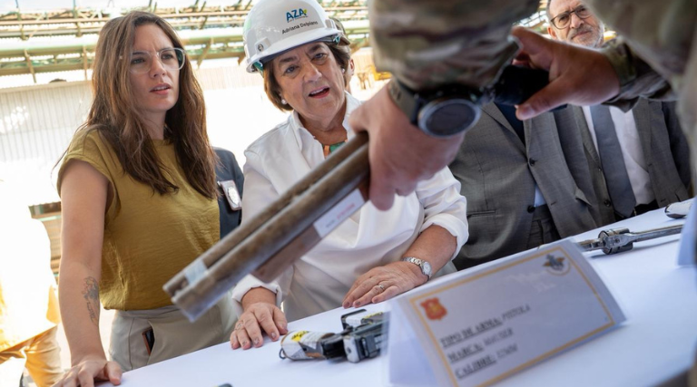 destrucción armas interior 3