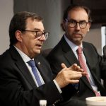 Ministro de Defensa encabeza conversatorio en la UNAB sobre crimen organizado transnacional y desafíos para las Fuerzas Armadas