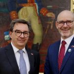 Embajador de Australia se reúne con Ministro de Defensa