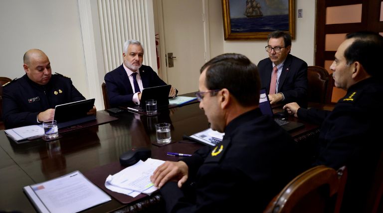 nota67_interior01