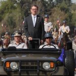 Ministro Barros encabeza masiva Revista Preparatoria y llama a la unidad de los chilenos en Fiestas Patrias
